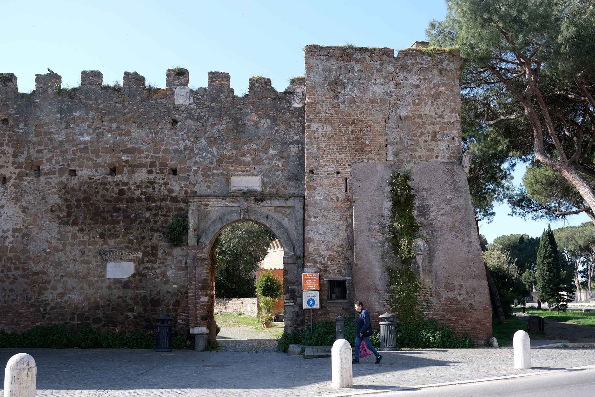 Castello di Giulio II, Ostia Antica